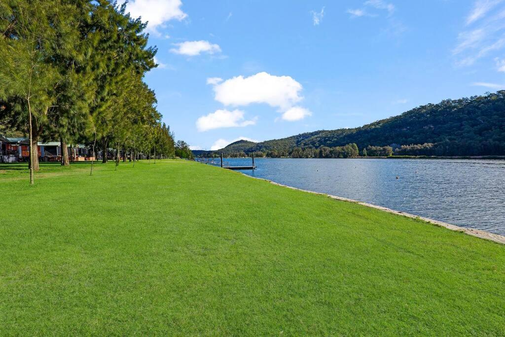 Villa Tranquil By The River.